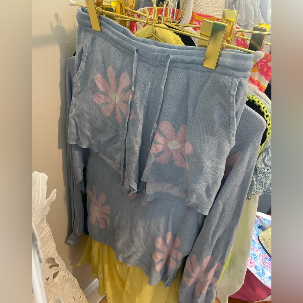 Blue and Pink Floral Lounge Set
